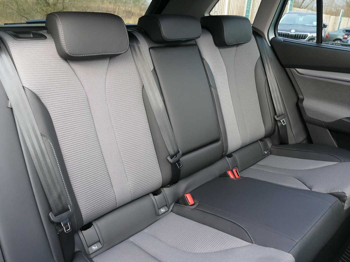 SKODA Enyaq Estate 125kW 50 Edition 55kWh 5dr Auto